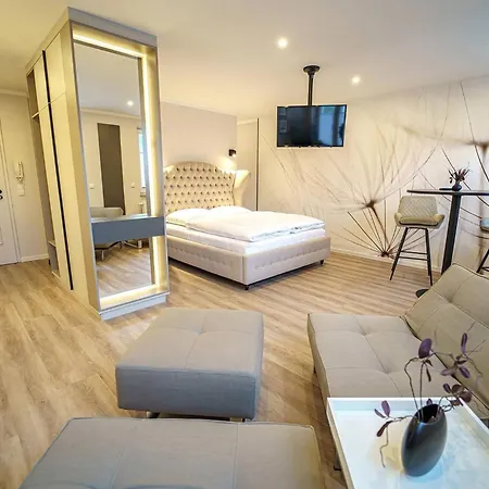 Seestrasse Am Scharmuetzelsee *